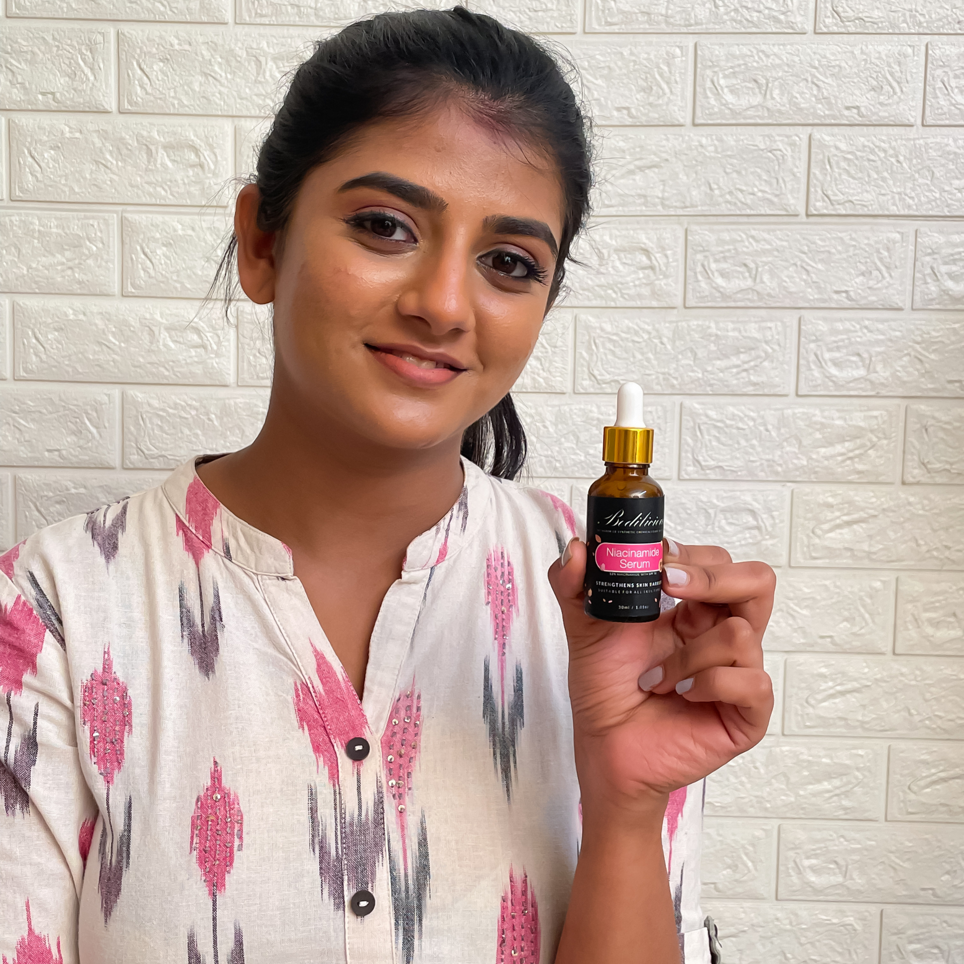 Bodilicious Niacinamide Serum with SPF 30 | Reduces Hyper Pigmentation, Dark Spots, & Freckles